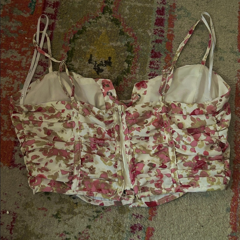 Lulus Mastered Elegance Ivory floral Print Lace-up Cami Top. Size M - Picture 7 of 9